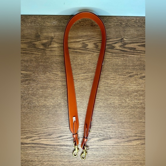 S⭕️LD‼️Coach Field Tote Signature Canvas With Patches & Novelty Strap - Picture 11 of 11